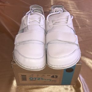 NWB OTZ Unisex Shoes Sz 10